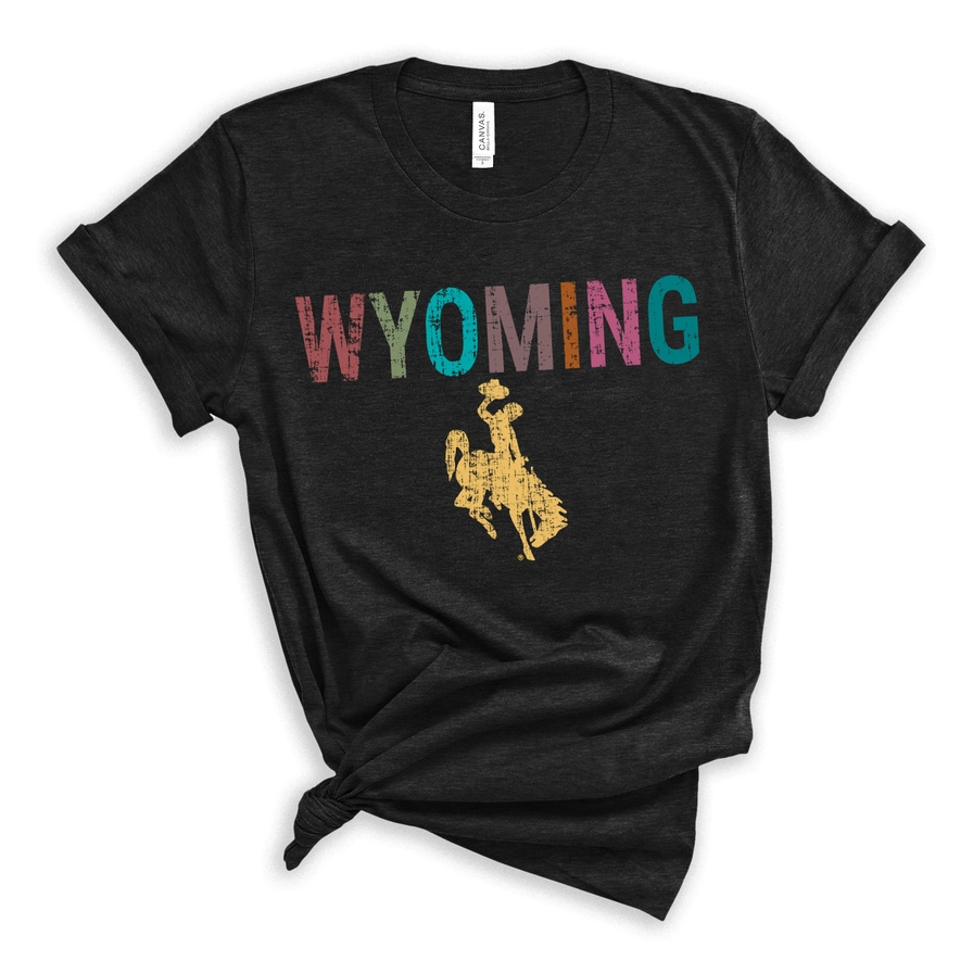 Distressed Wyoming T-Shirt – Vintage-Inspired Rustic Style