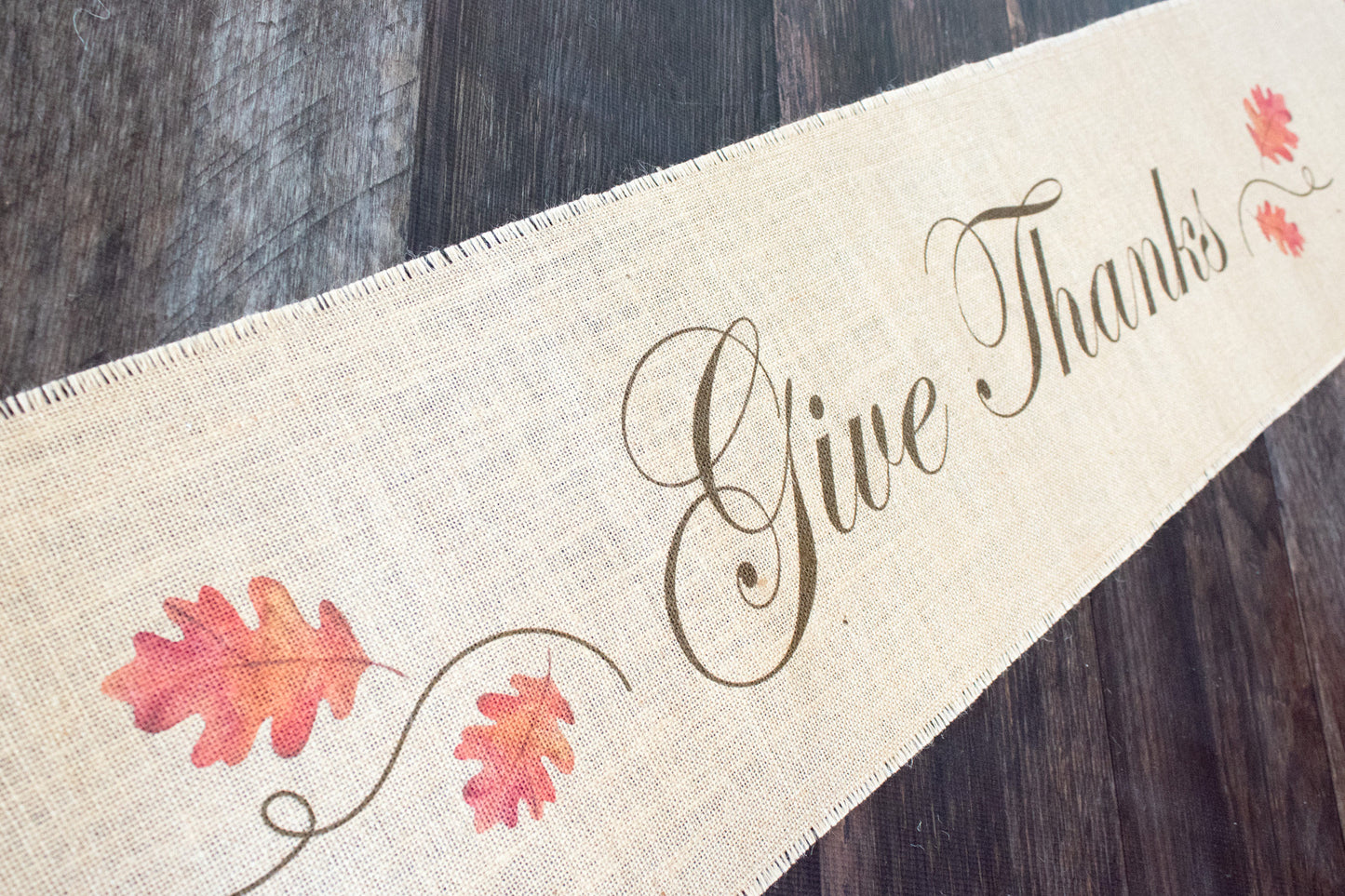 Give Thanks Oak Leaves - Thanksgiving harvest themed burlap table runner for autumn or fall home decor